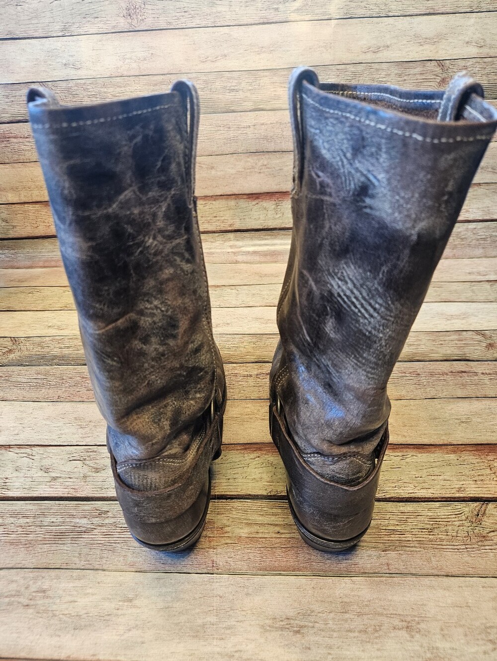 Frye Harness 15R boots are crafted from distressed brown leather - Picture 6 of 14